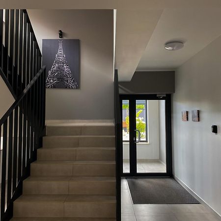 Tanie Noclegi Gliwice - Apartamenty Lowicka 28 Екстериор снимка