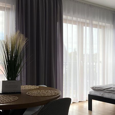Tanie Noclegi Gliwice - Apartamenty Lowicka 28 Екстериор снимка